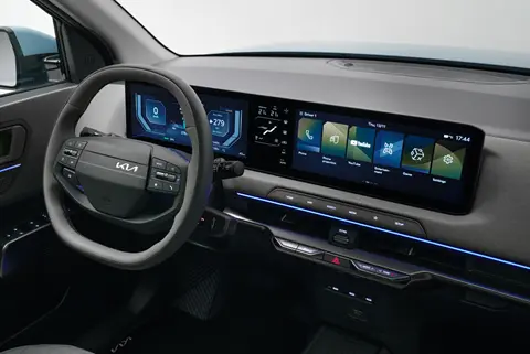 KIA EV2 volan și ecran detaliu